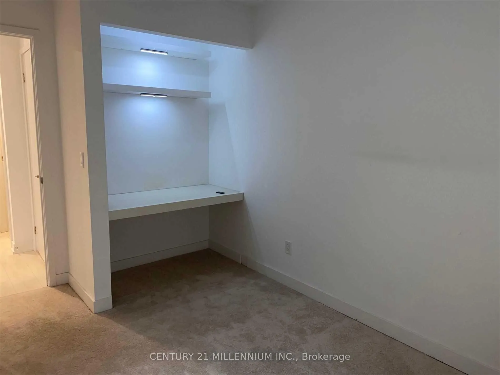 Photo 10 of Unit 701, 1131 Cooke Boulevard, Burlington, LaSalle — HOMEH