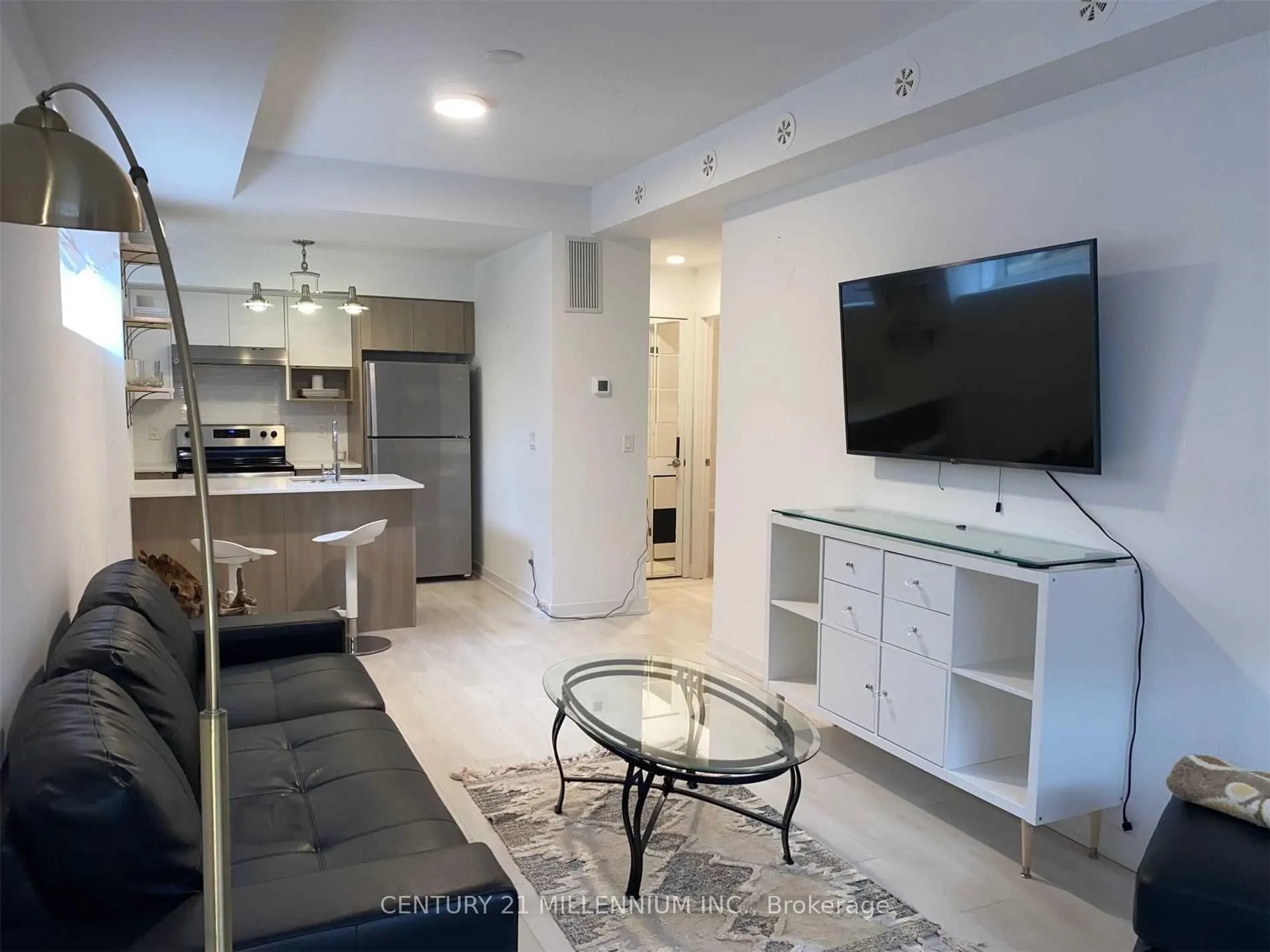 Photo 14 of Unit 701, 1131 Cooke Boulevard, Burlington, LaSalle — HOMEH