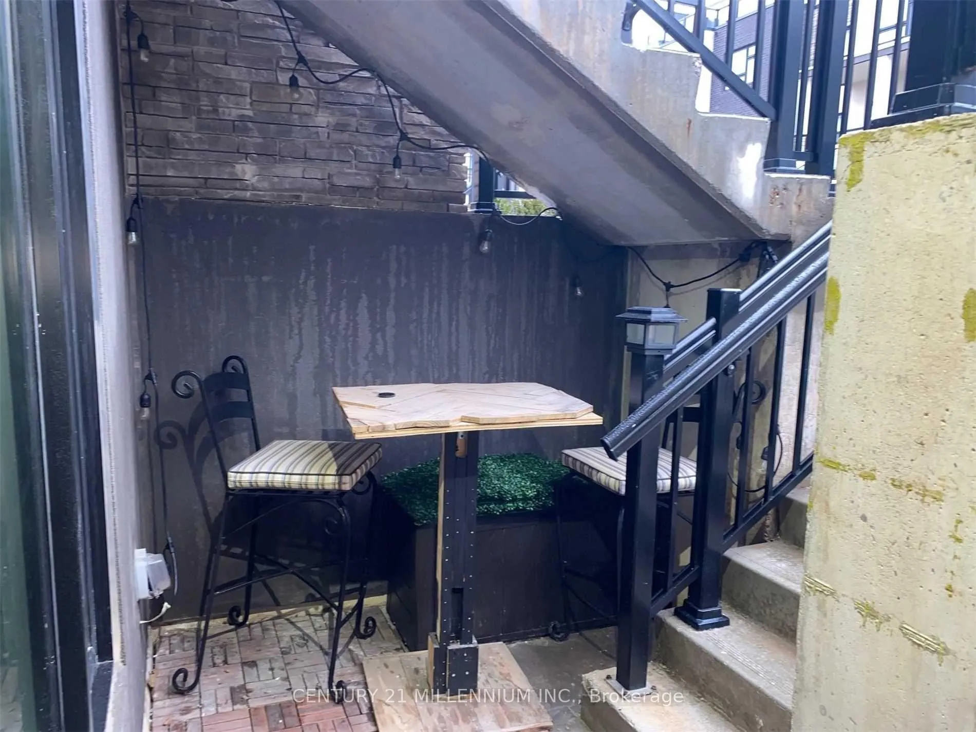 Photo 16 of Unit 701, 1131 Cooke Boulevard, Burlington, LaSalle — HOMEH