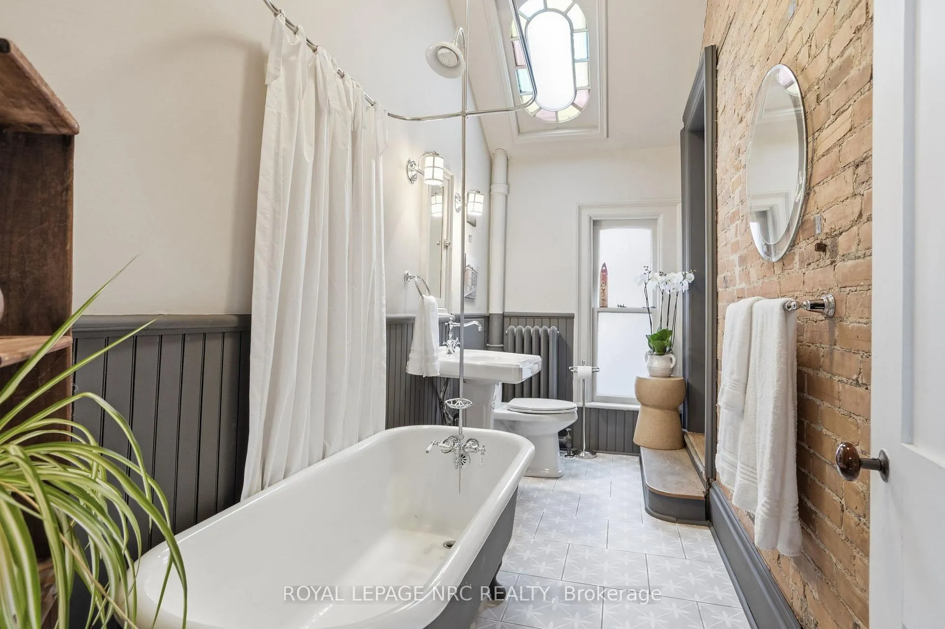 Photo 28 of 176 James Street, St. Catharines, Downtown — HOMEH