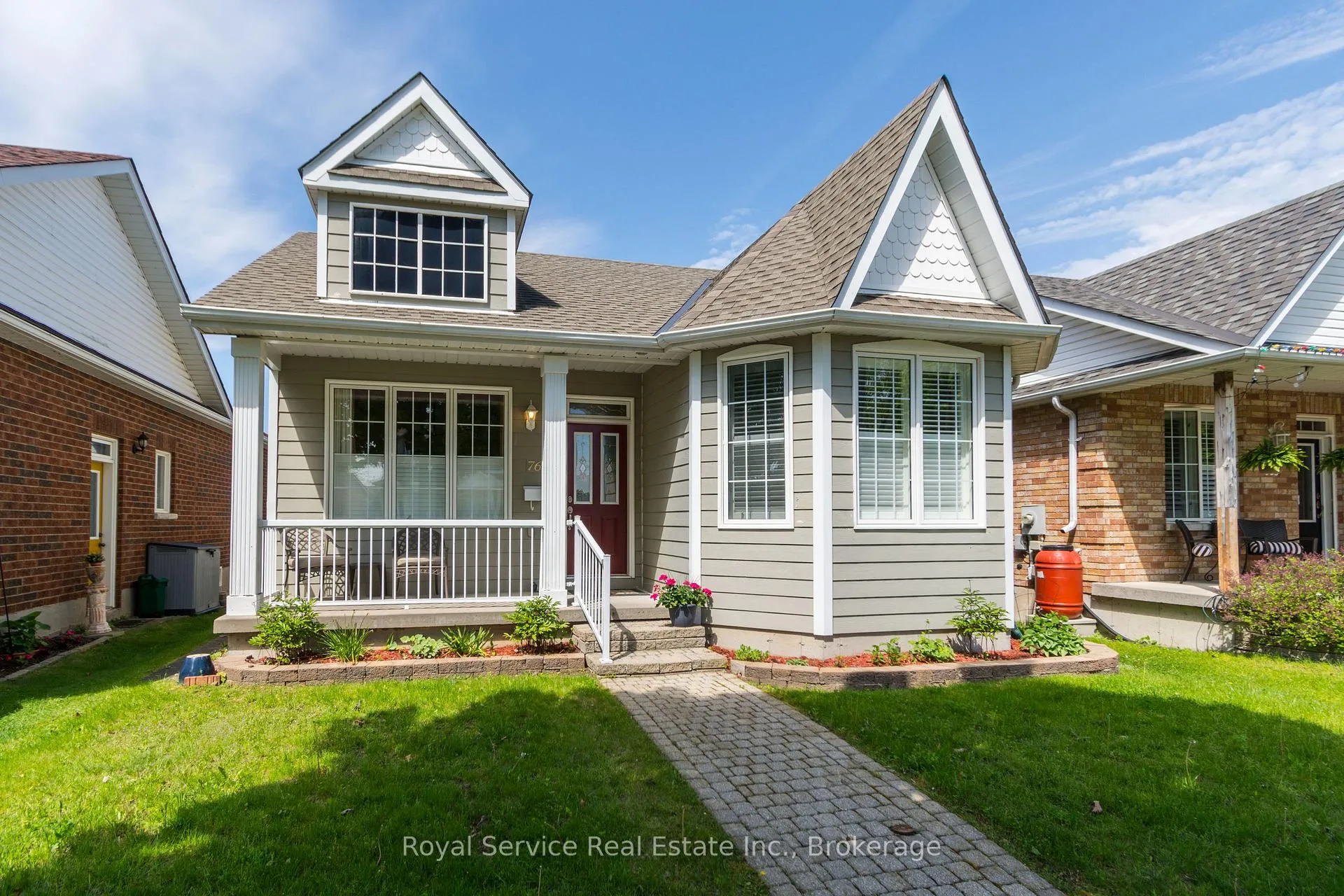 Front of 761 Prince of Wales Drive