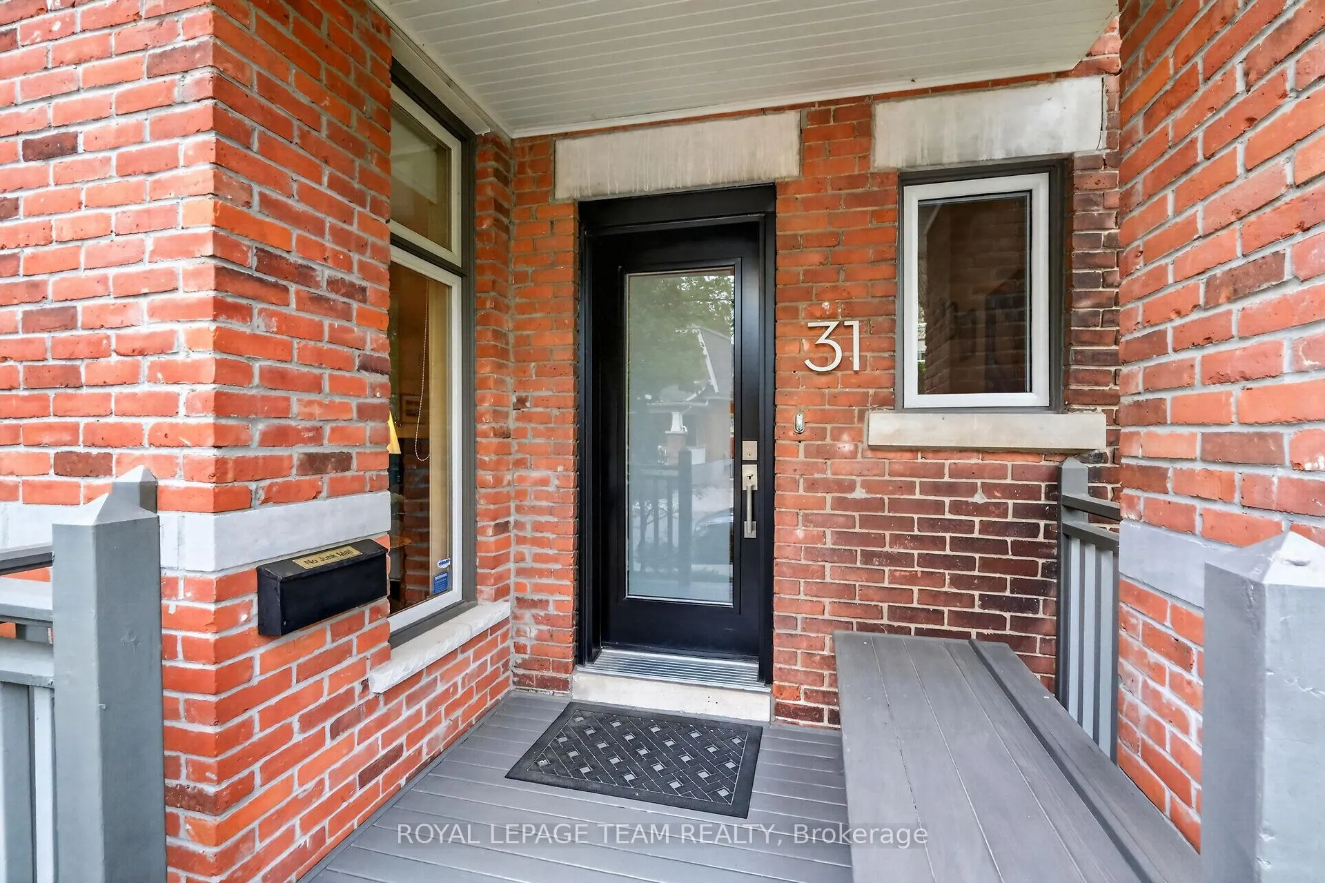 Photo 4 of 31 Wendover Avenue, Ottawa, Old Ottawa South — HOMEH