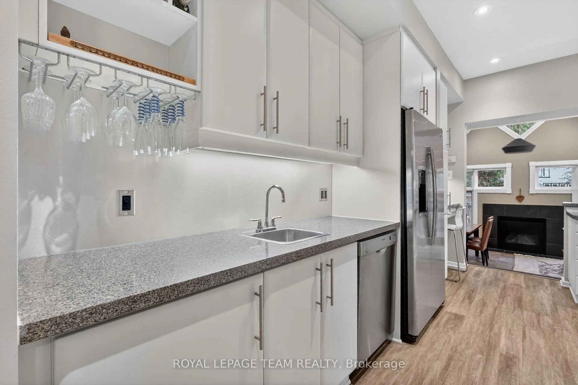 Photo 10 of 31 Wendover Avenue, Ottawa, Old Ottawa South — HOMEH