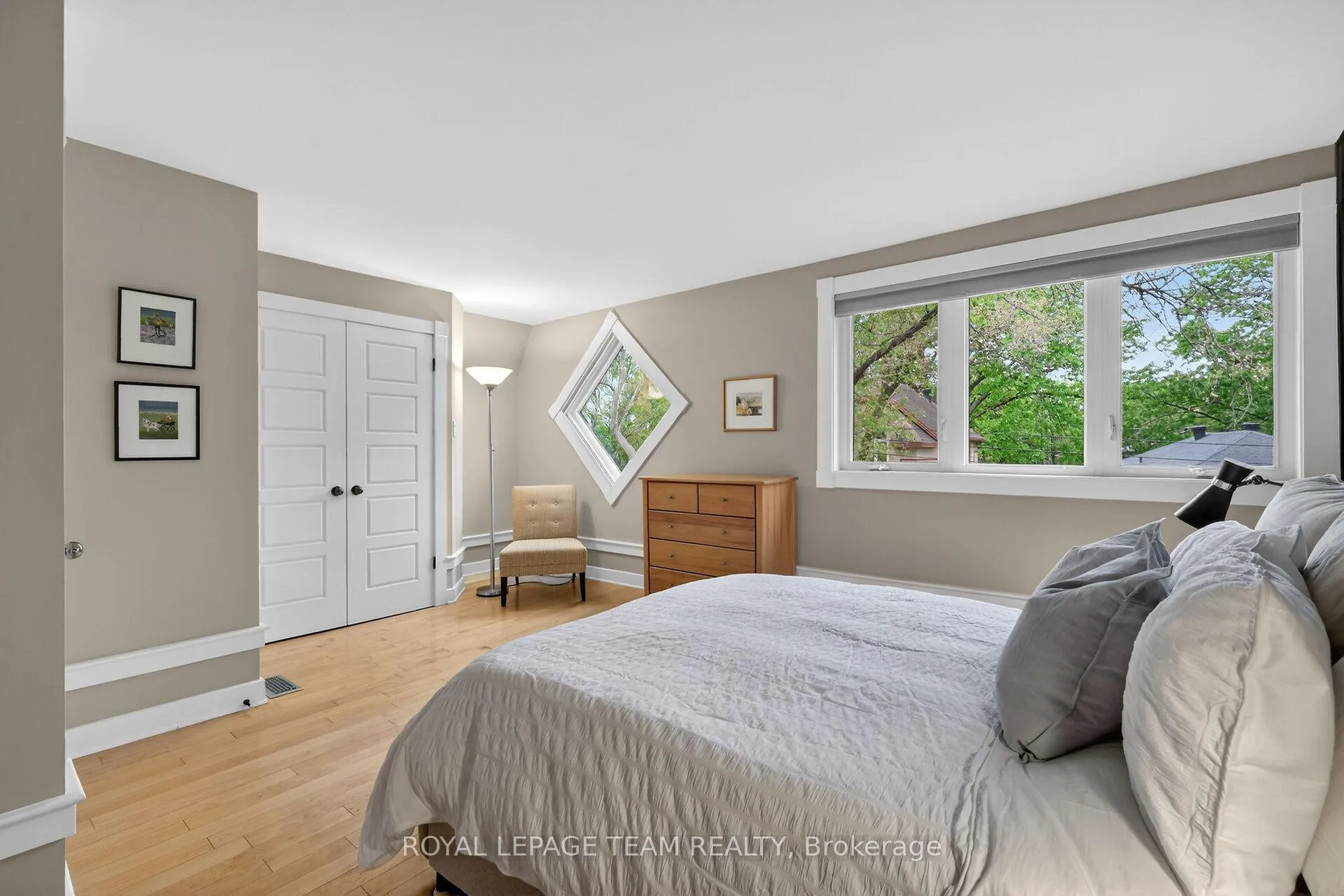 Photo 25 of 31 Wendover Avenue, Ottawa, Old Ottawa South — HOMEH