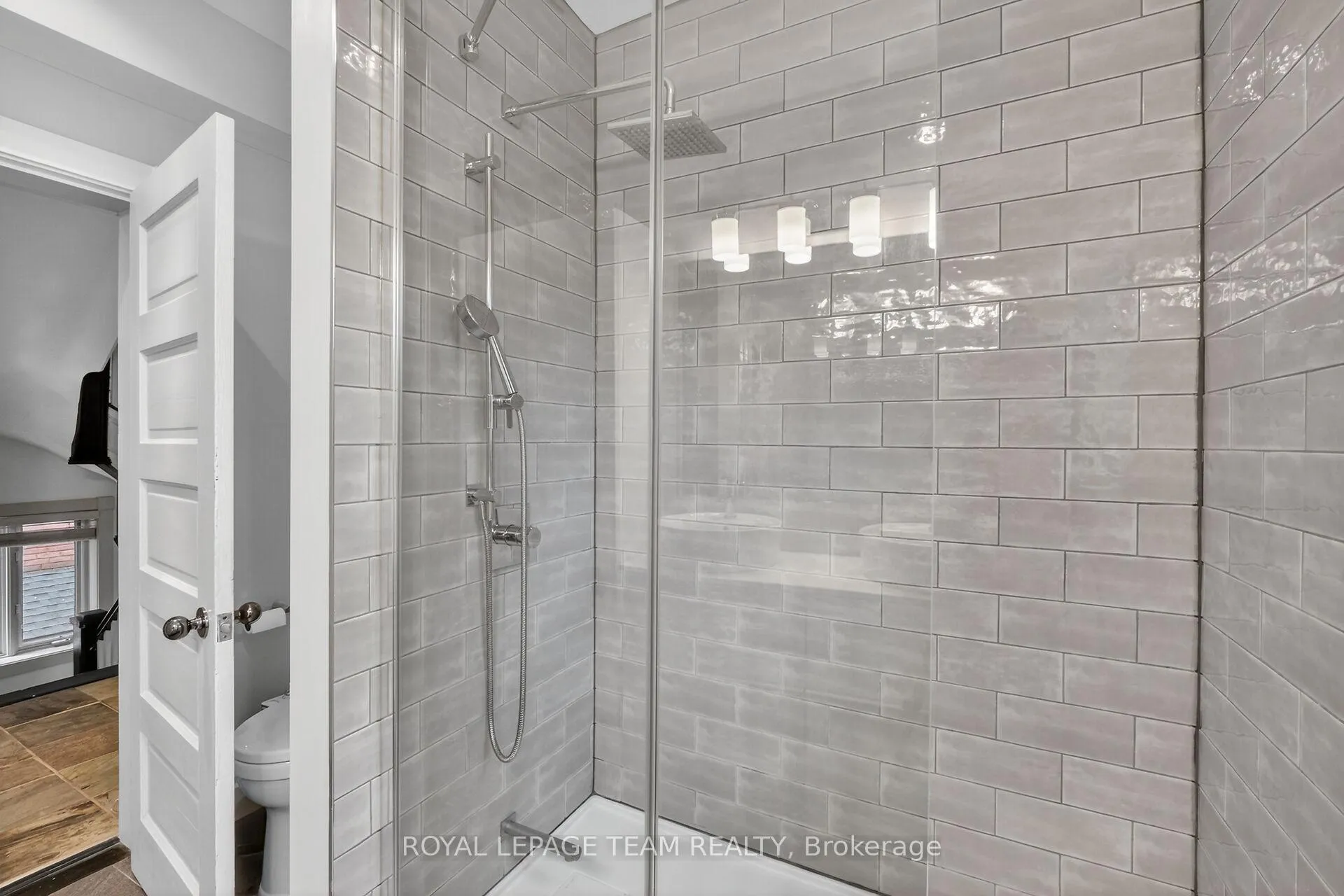 Photo 34 of 31 Wendover Avenue, Ottawa, Old Ottawa South — HOMEH