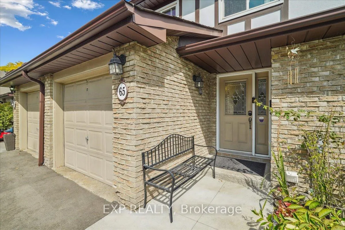 Photo 2 of 65 Greenwich Circle, Brampton, Northgate — HOMEH