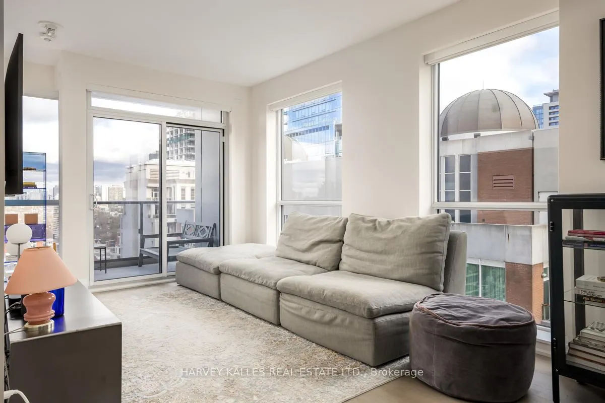 Photo 9 of Unit 1906, 88 Cumberland Street, Toronto, The Annex — HOMEH