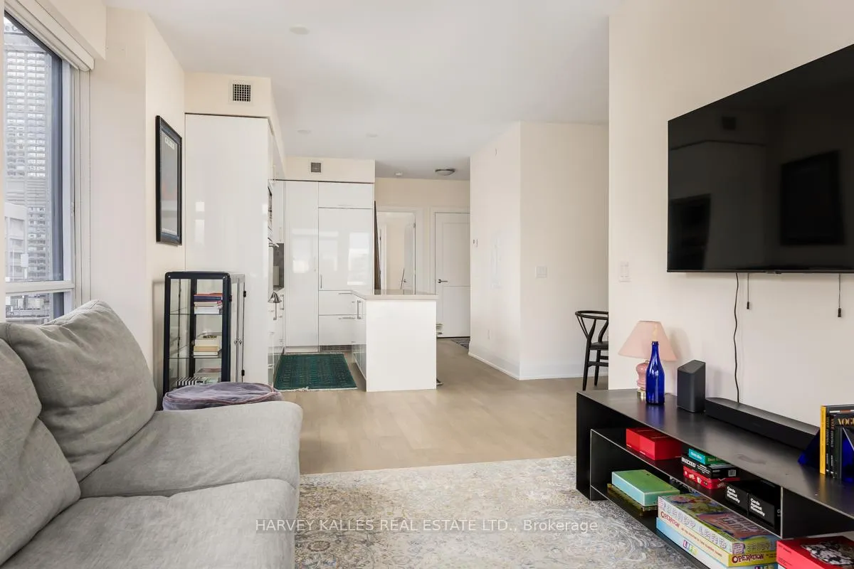 Photo 12 of Unit 1906, 88 Cumberland Street, Toronto, The Annex — HOMEH