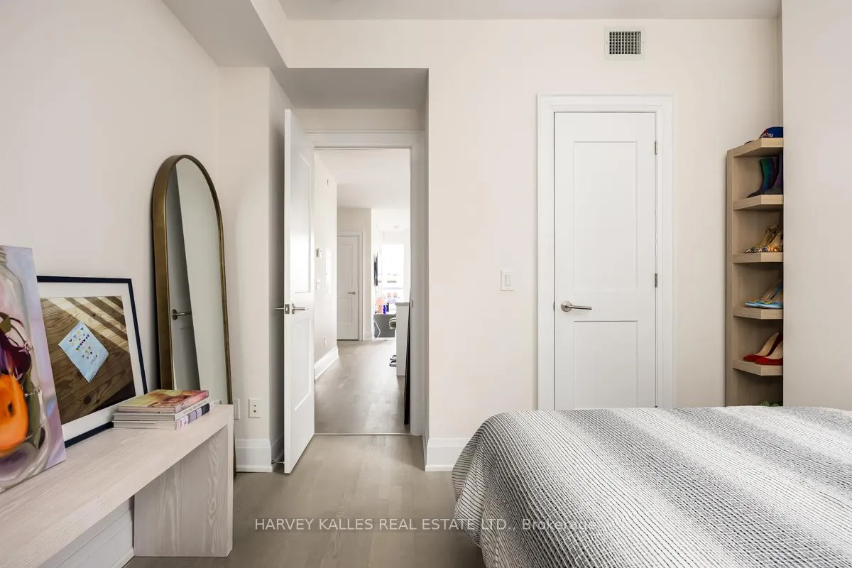 Photo 17 of Unit 1906, 88 Cumberland Street, Toronto, The Annex — HOMEH
