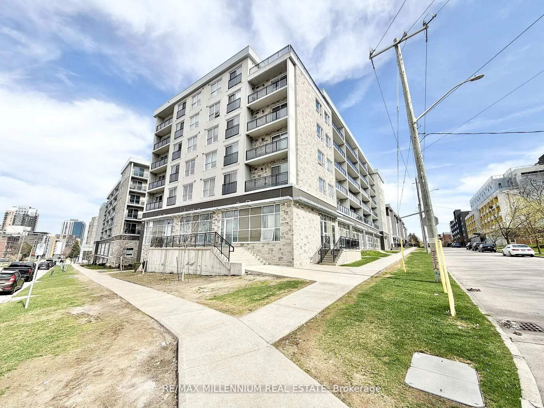 Front of Unit F210, 275 Larch Street