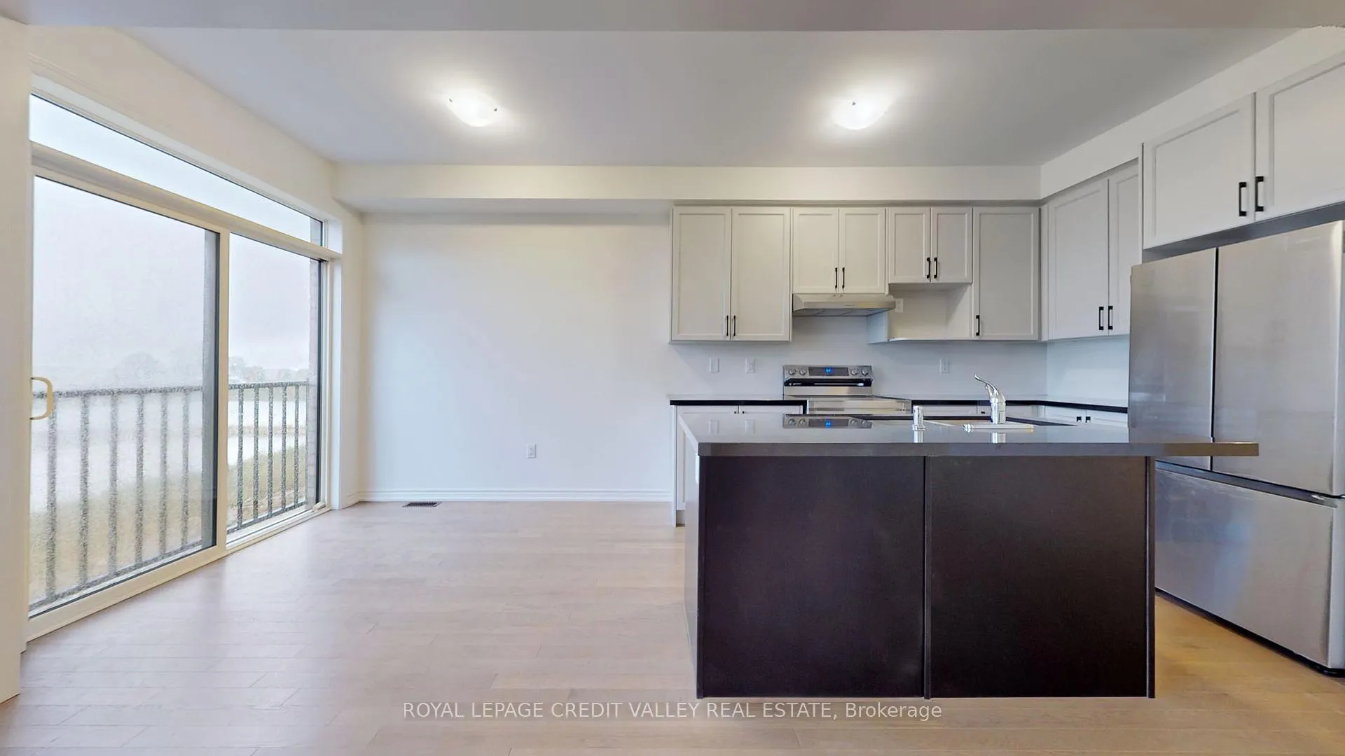 Photo 8 of 1221 Rexton Drive, Oshawa, Kedron — HOMEH