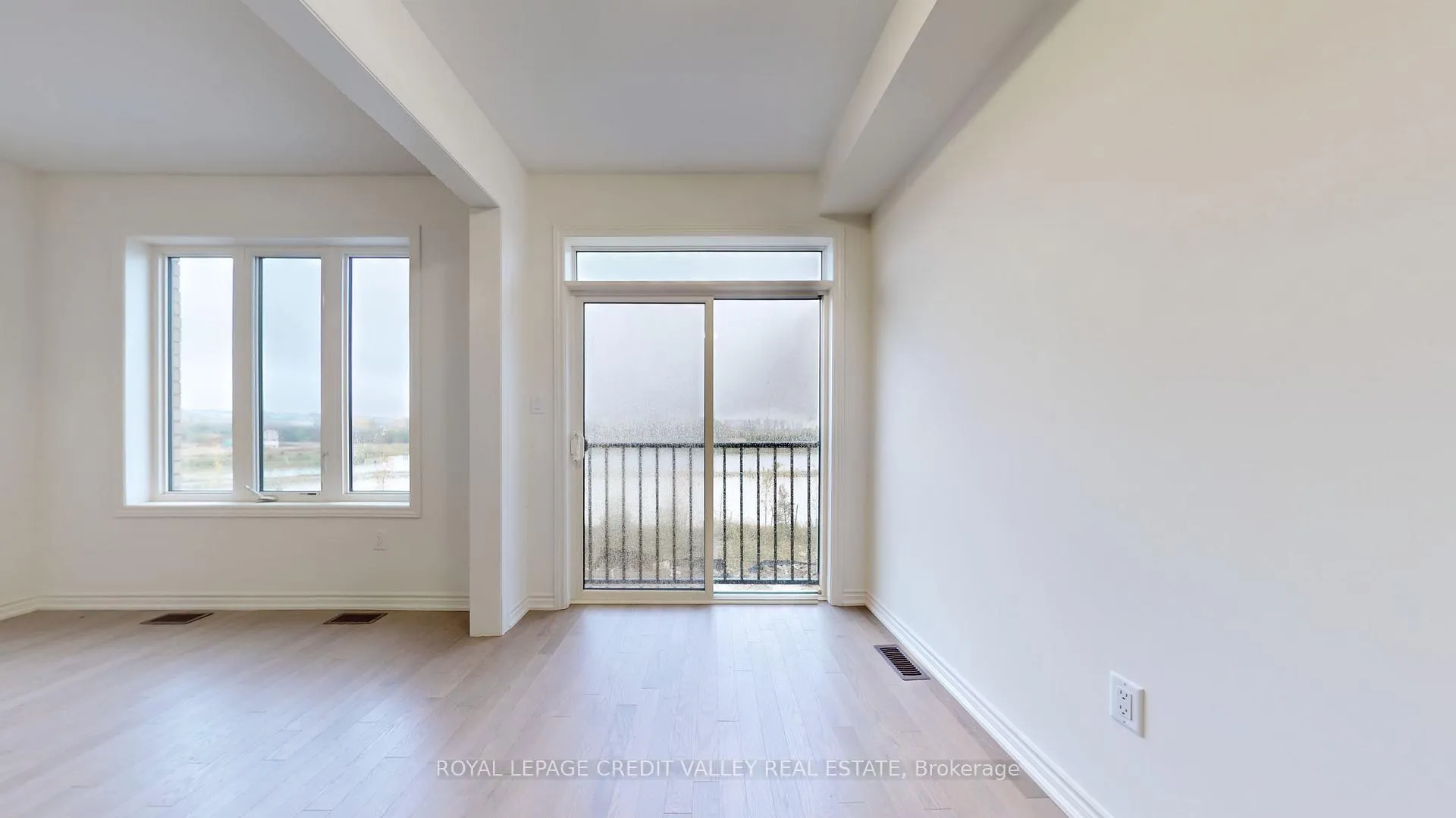 Photo 14 of 1221 Rexton Drive, Oshawa, Kedron — HOMEH