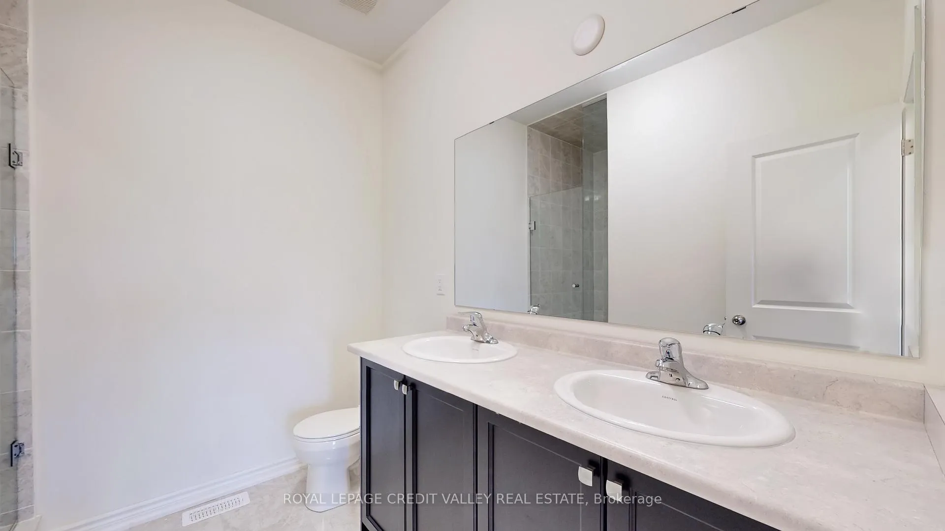 Photo 21 of 1221 Rexton Drive, Oshawa, Kedron — HOMEH