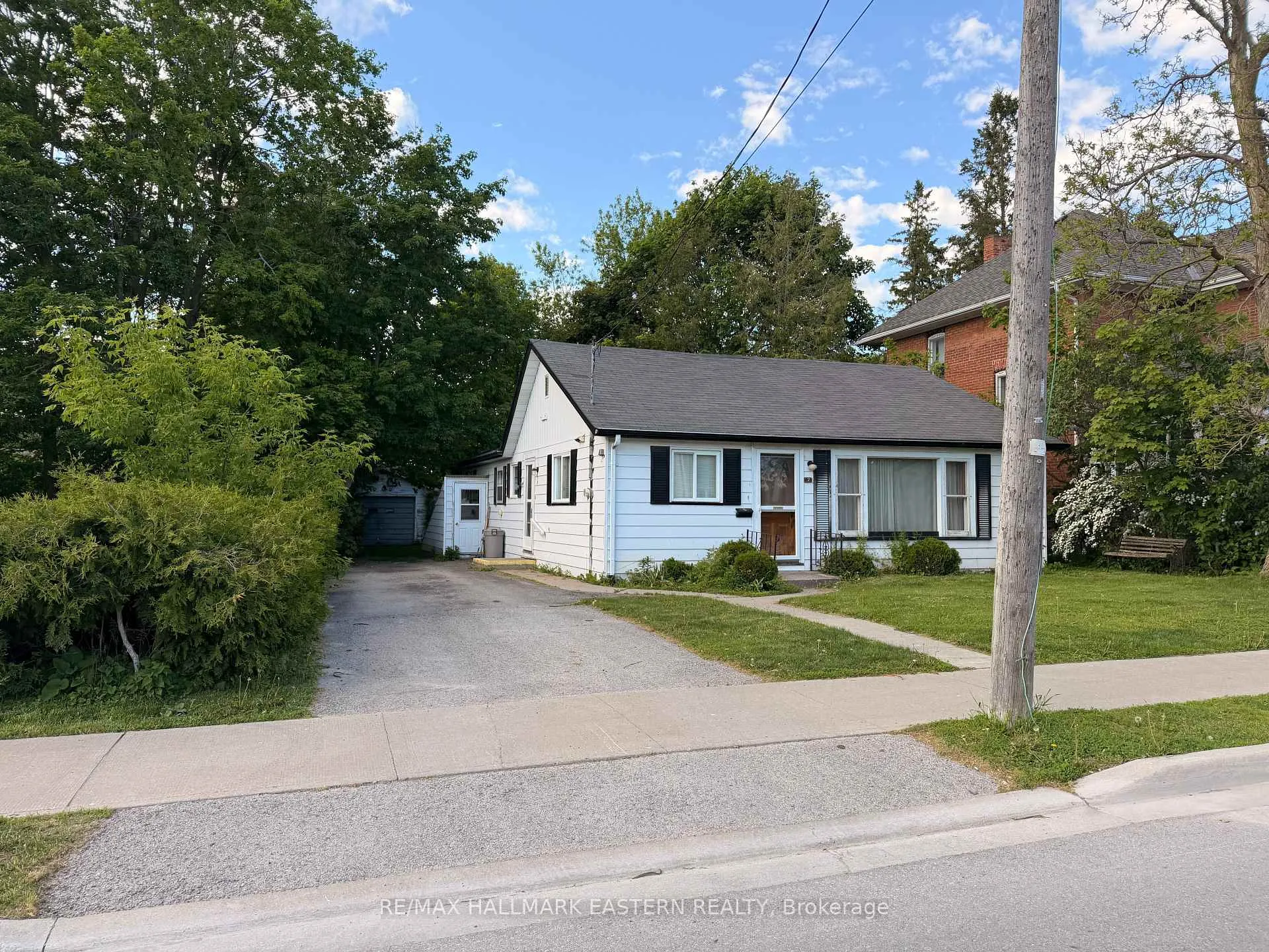 Photo 1 of 2 George Street E, Kawartha Lakes, Lindsay — HOMEH