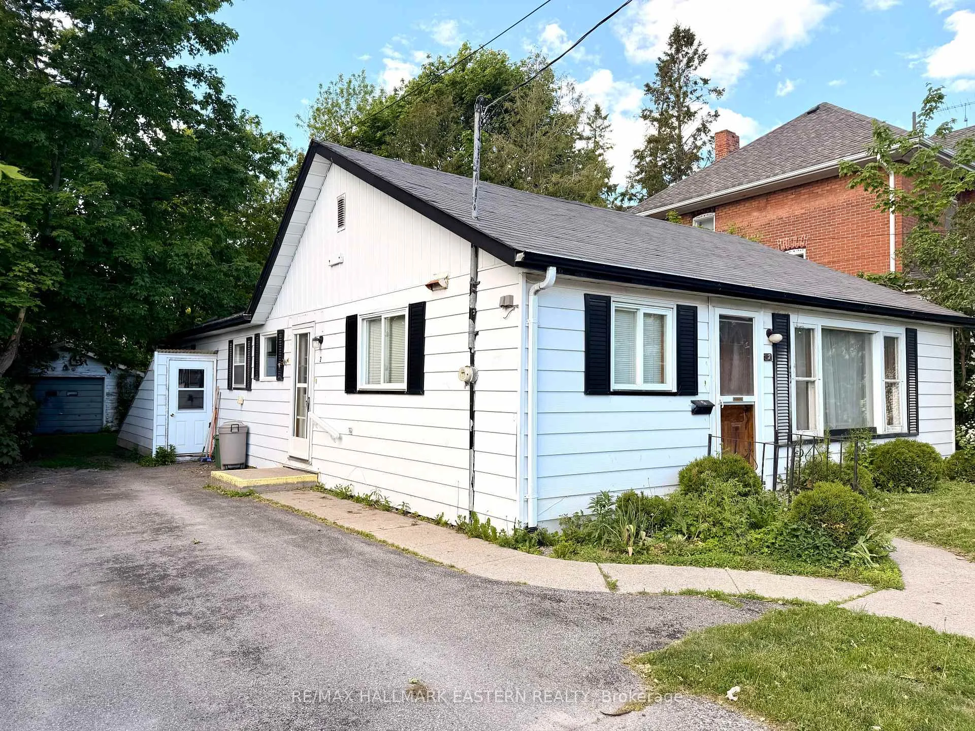 Photo 2 of 2 George Street E, Kawartha Lakes, Lindsay — HOMEH