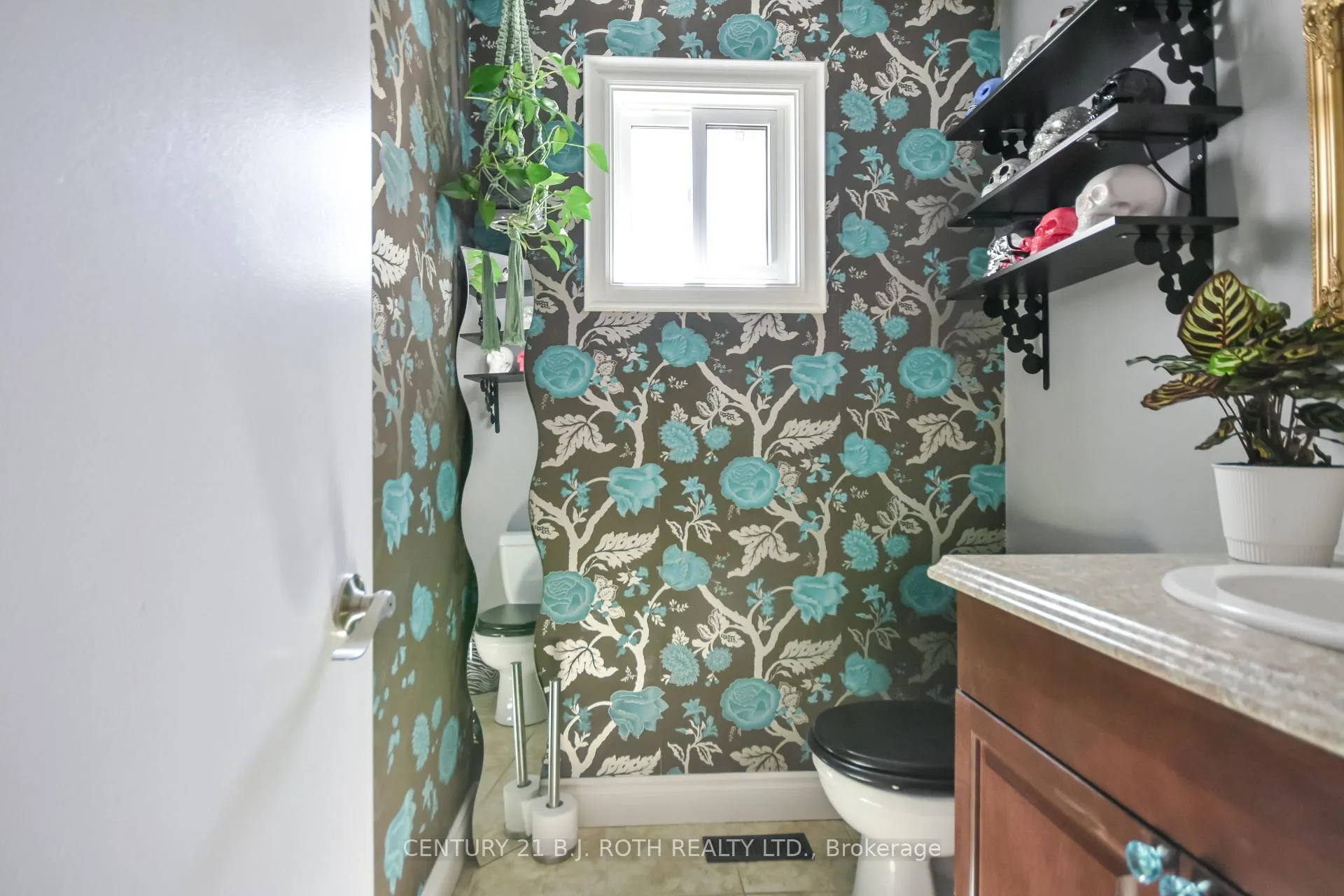 Photo 16 of 55 Moon Drive, Barrie, Ardagh — HOMEH