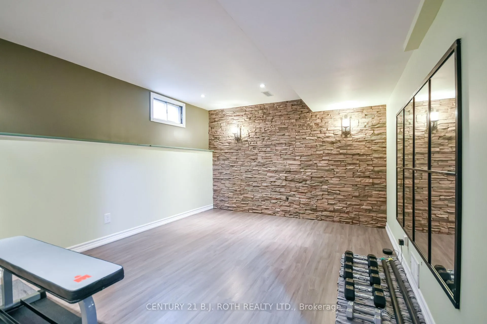 Photo 29 of 55 Moon Drive, Barrie, Ardagh — HOMEH