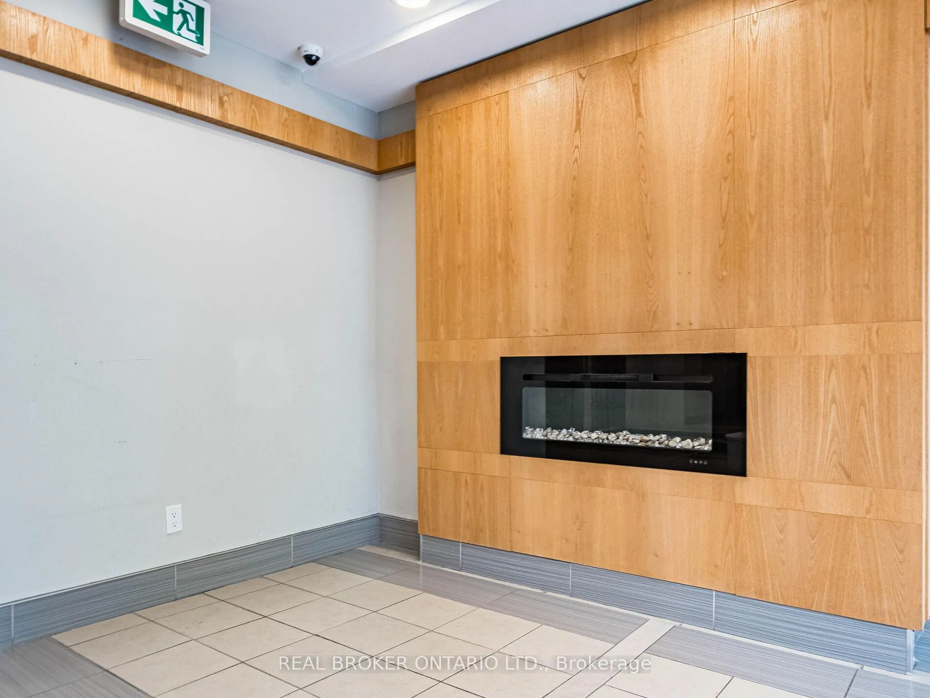 Photo 5 of Unit 123, 258A Sunview Street, Waterloo — HOMEH