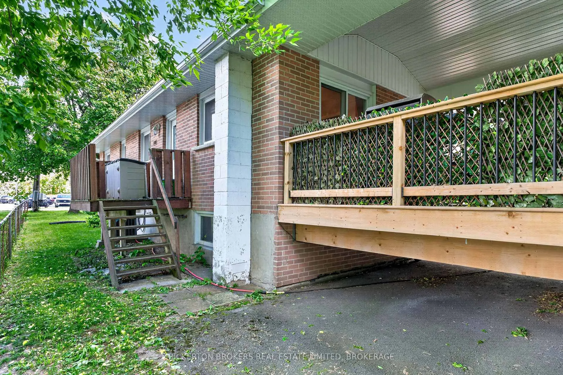 Photo 12 of 90 Ann Street, Gananoque — HOMEH