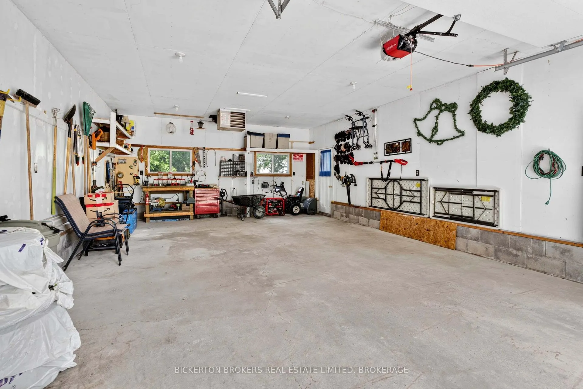 Photo 15 of 90 Ann Street, Gananoque — HOMEH