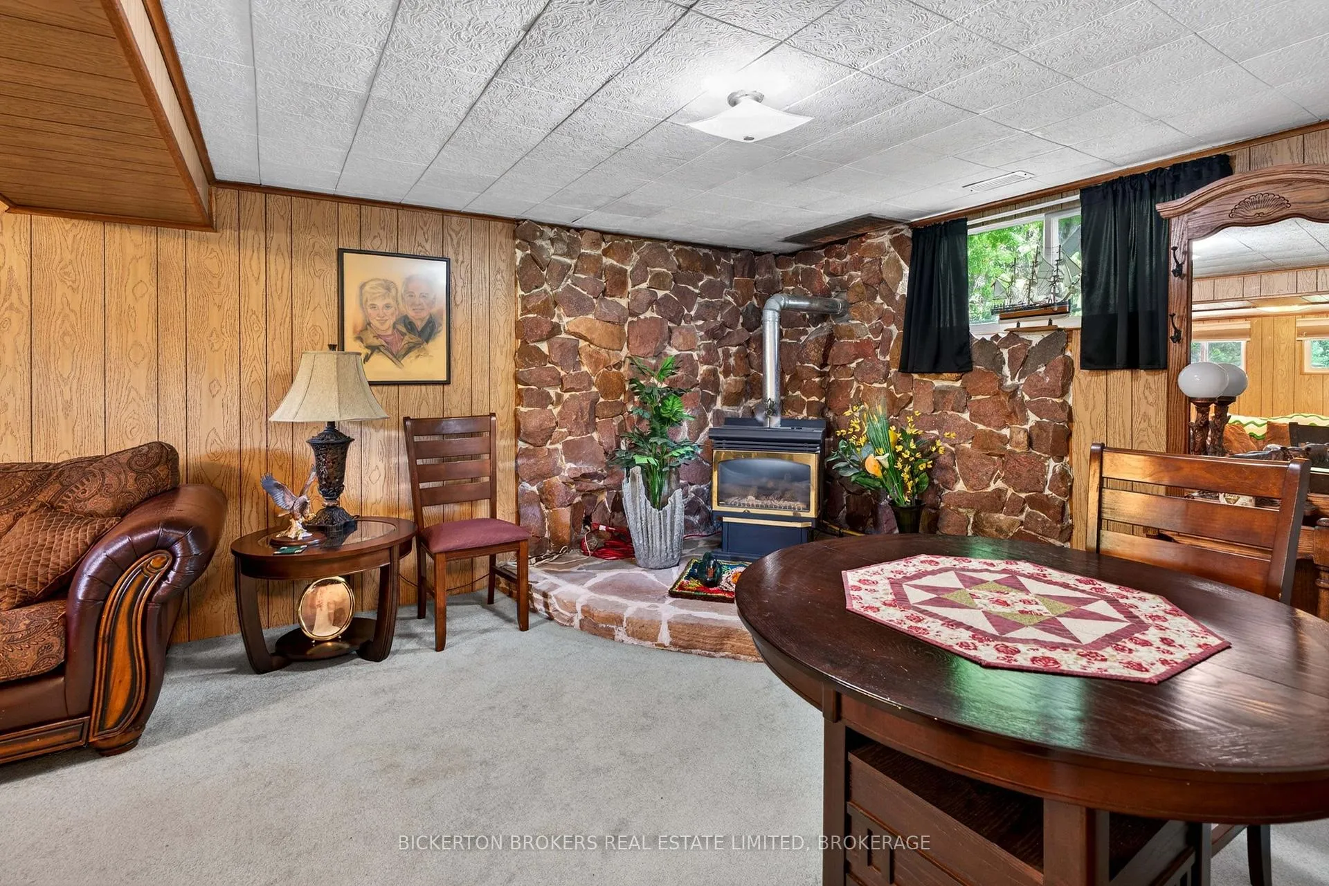 Photo 18 of 90 Ann Street, Gananoque — HOMEH
