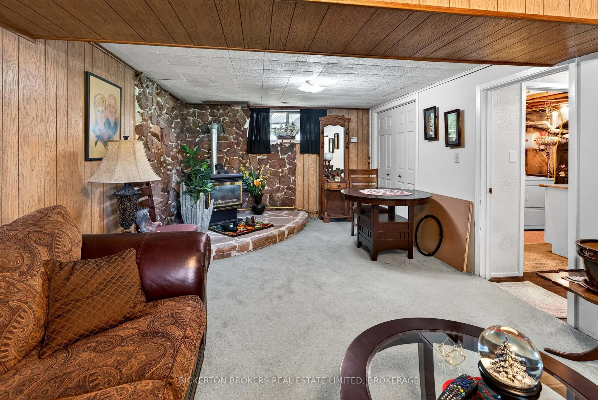 Photo 19 of 90 Ann Street, Gananoque — HOMEH