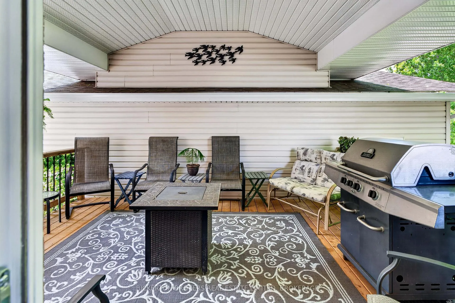 Photo 32 of 90 Ann Street, Gananoque — HOMEH
