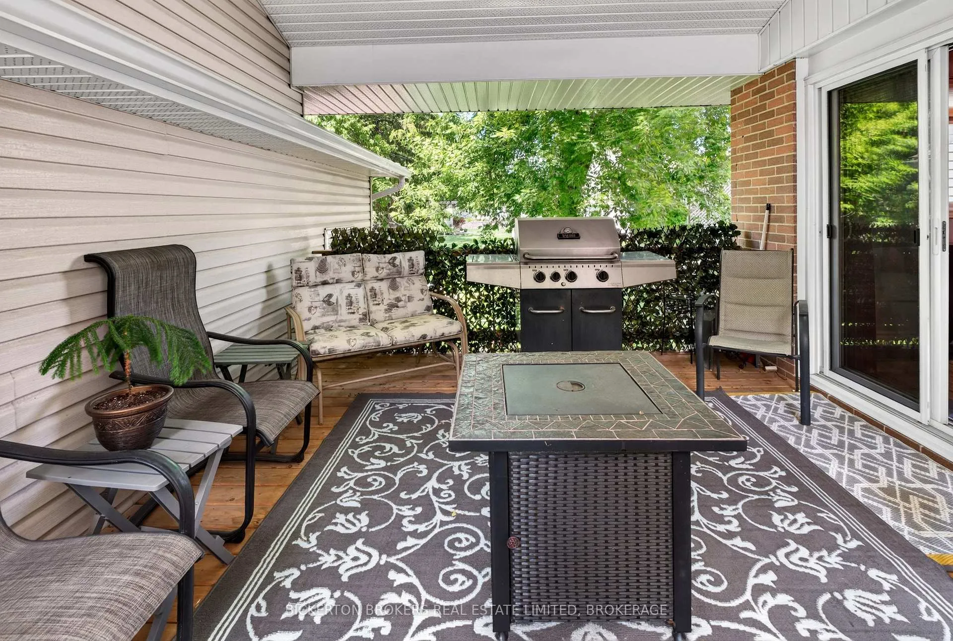 Photo 33 of 90 Ann Street, Gananoque — HOMEH