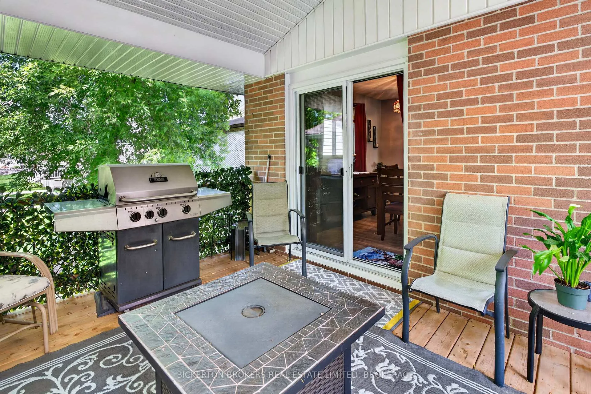 Photo 34 of 90 Ann Street, Gananoque — HOMEH