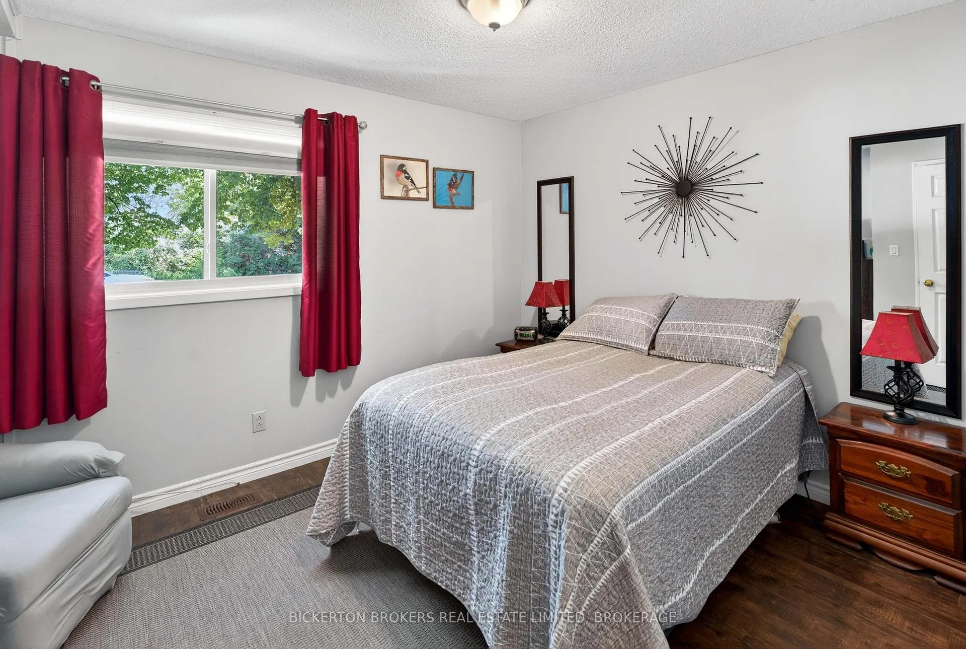 Photo 43 of 90 Ann Street, Gananoque — HOMEH