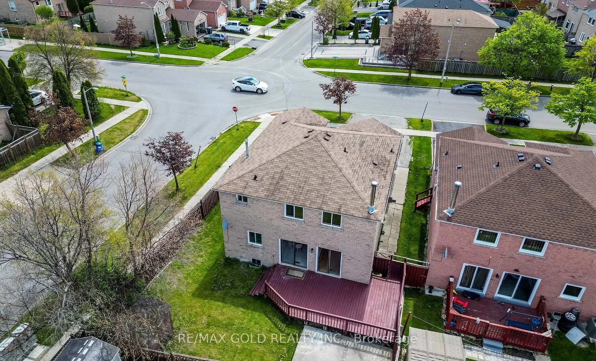 Photo 36 of 92 Moffatt Avenue, Brampton, Fletcher's West — HOMEH