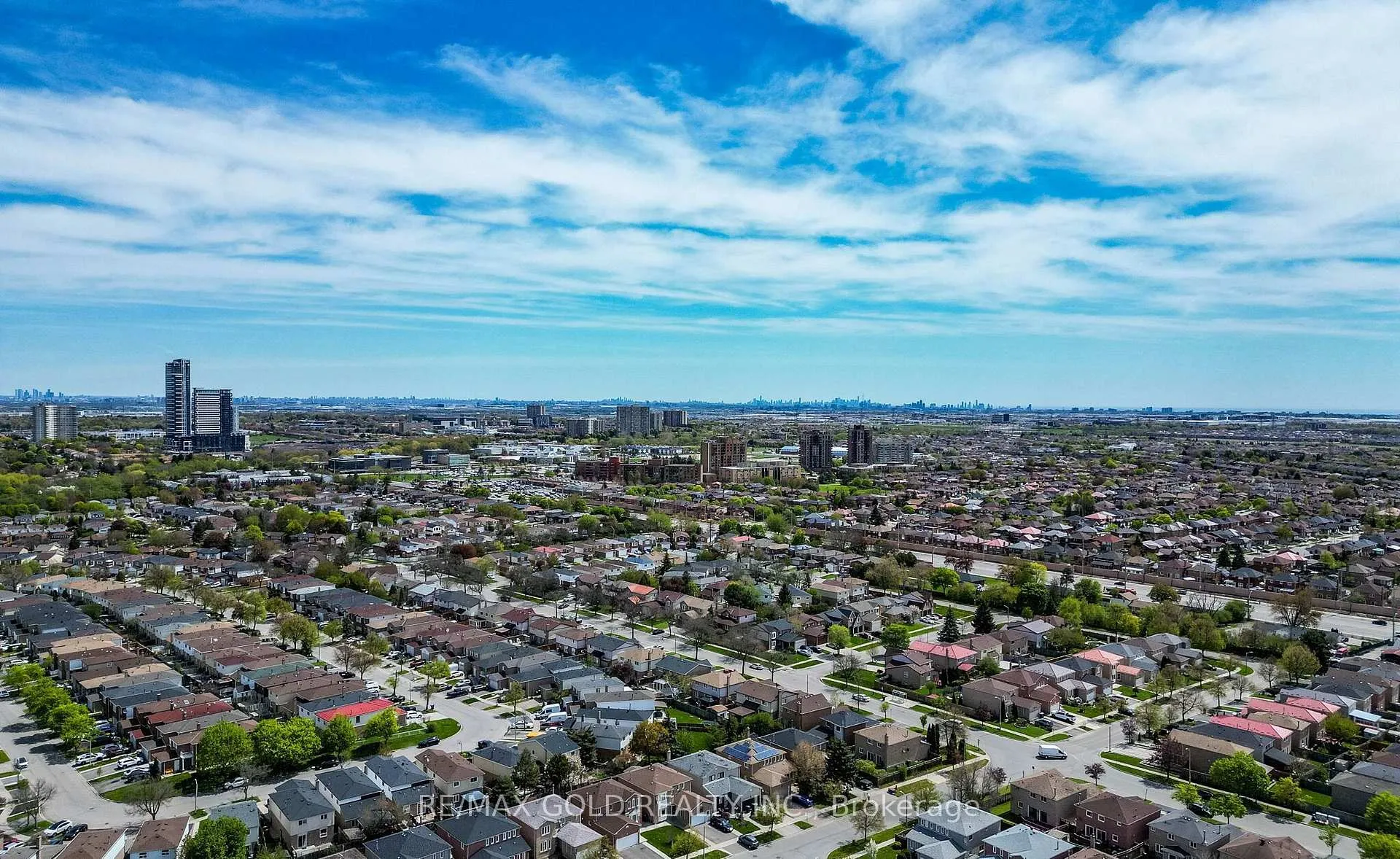 Photo 38 of 92 Moffatt Avenue, Brampton, Fletcher's West — HOMEH