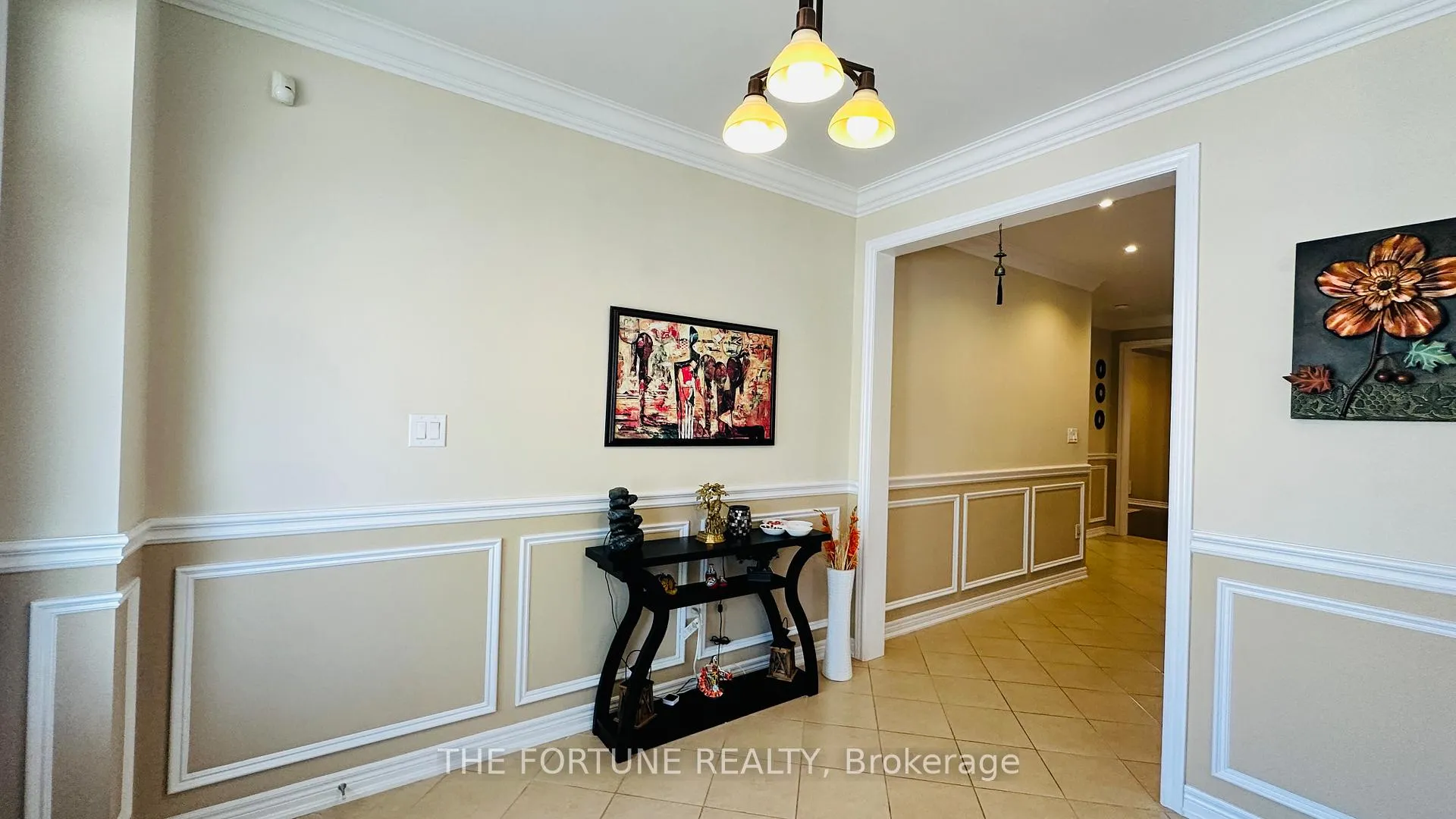Photo 6 of 25 Swanton Road, Brampton, Credit Valley — HOMEH