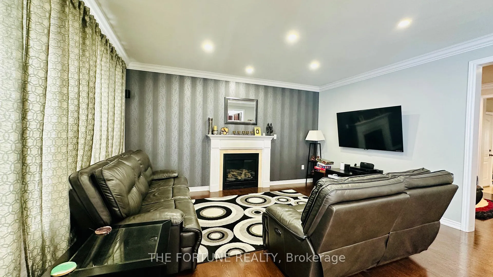 Photo 13 of 25 Swanton Road, Brampton, Credit Valley — HOMEH