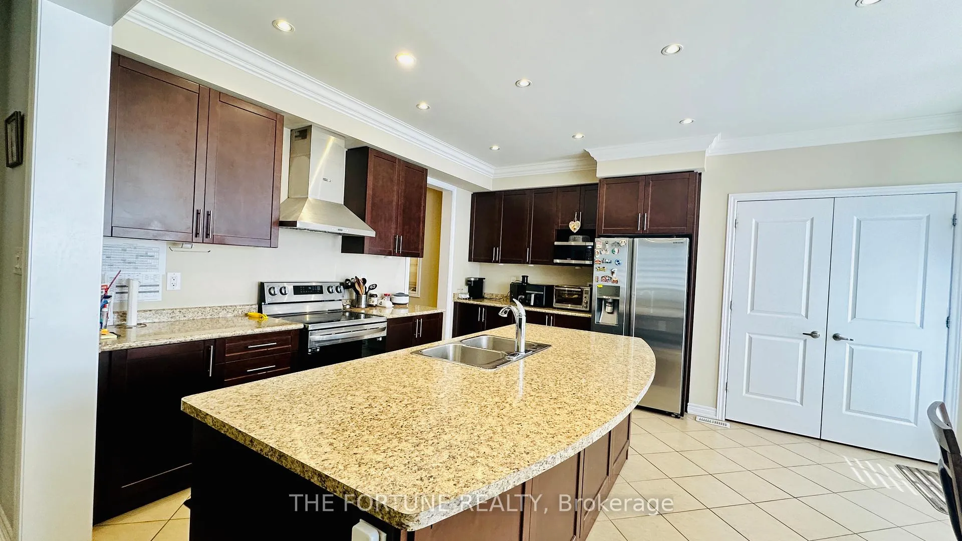 Photo 15 of 25 Swanton Road, Brampton, Credit Valley — HOMEH