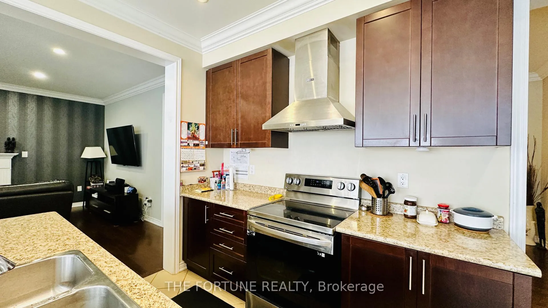 Photo 17 of 25 Swanton Road, Brampton, Credit Valley — HOMEH