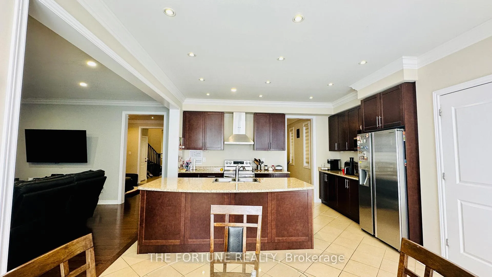 Photo 20 of 25 Swanton Road, Brampton, Credit Valley — HOMEH