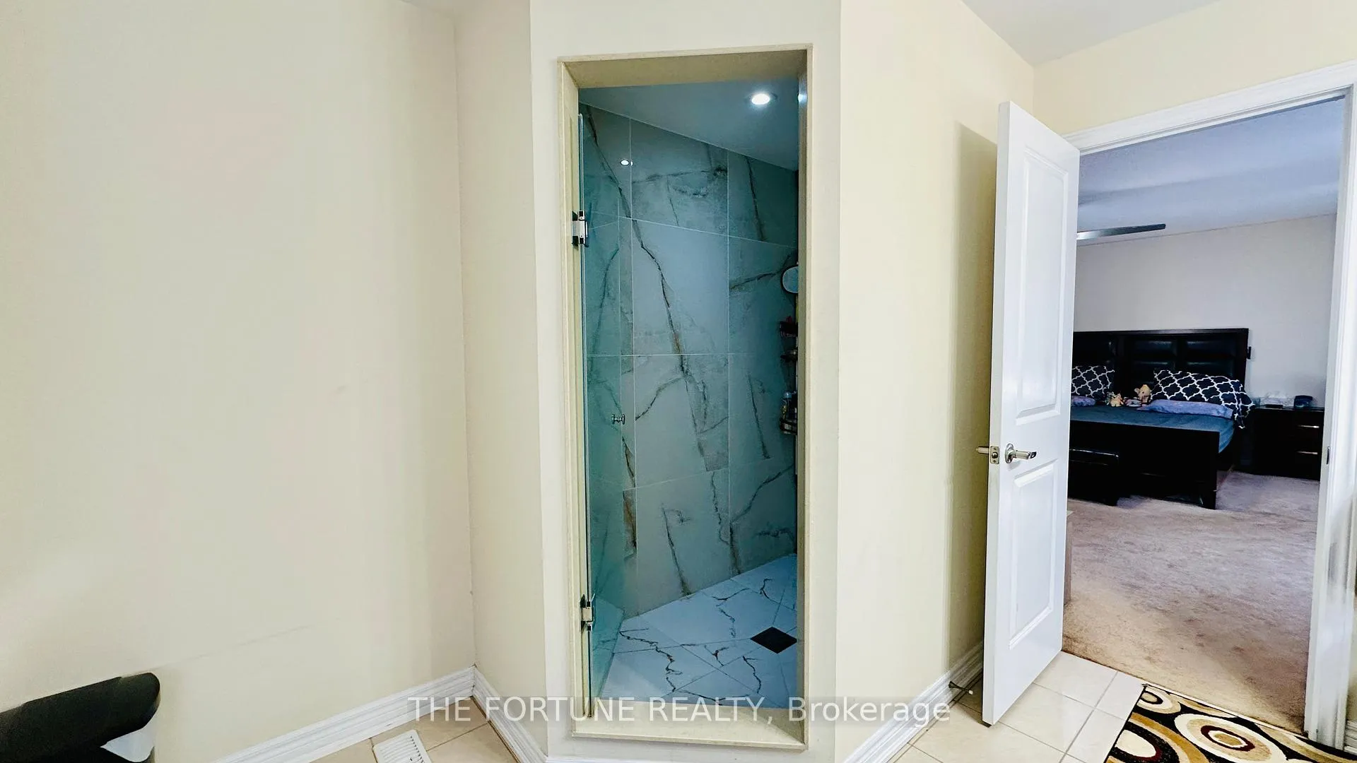 Photo 28 of 25 Swanton Road, Brampton, Credit Valley — HOMEH