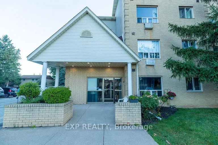 Photo of Unit 207, 575 Lake Street