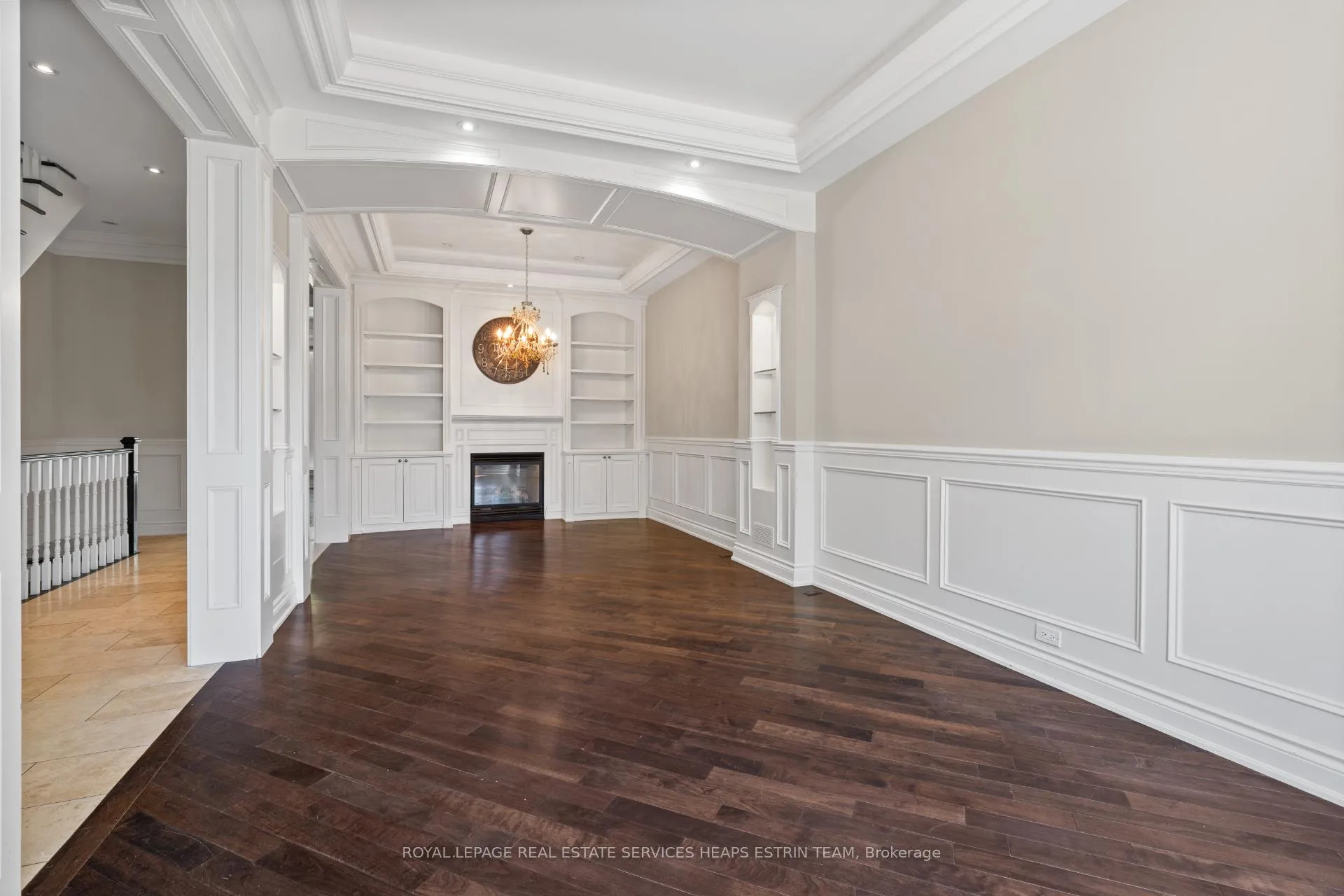 Photo 4 of 110 Parklea Drive, Toronto, Leaside — HOMEH
