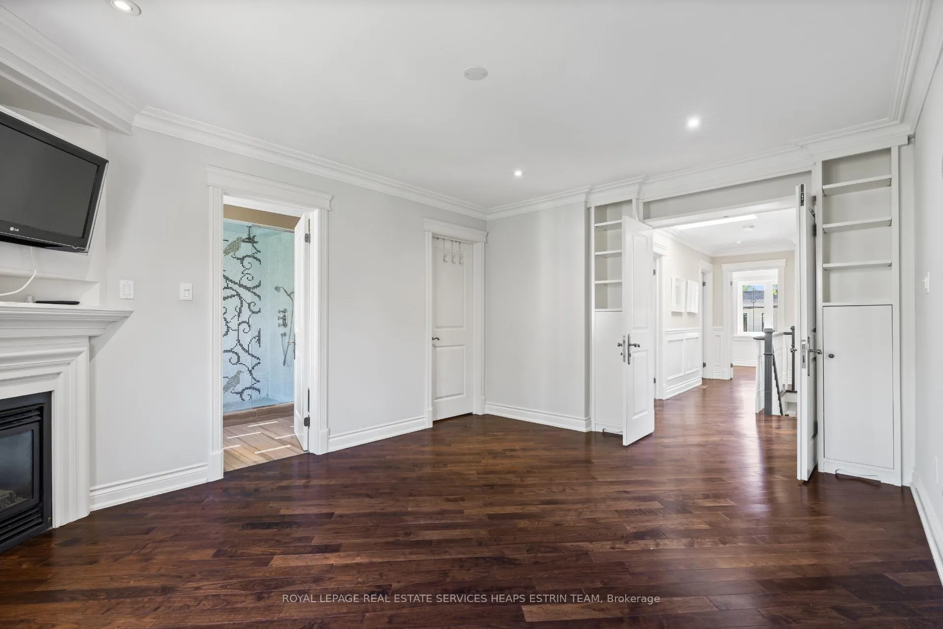 Photo 12 of 110 Parklea Drive, Toronto, Leaside — HOMEH