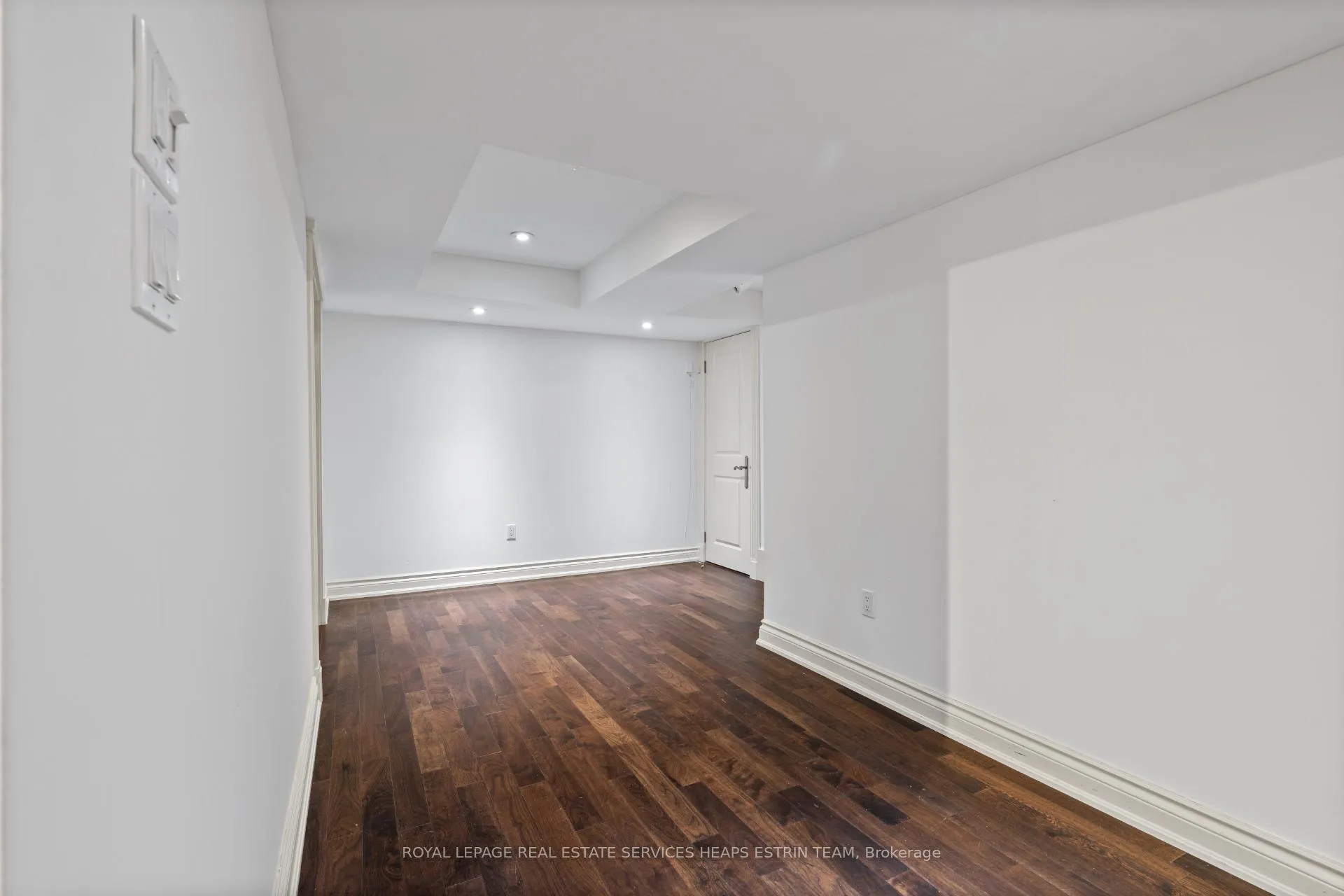 Photo 20 of 110 Parklea Drive, Toronto, Leaside — HOMEH