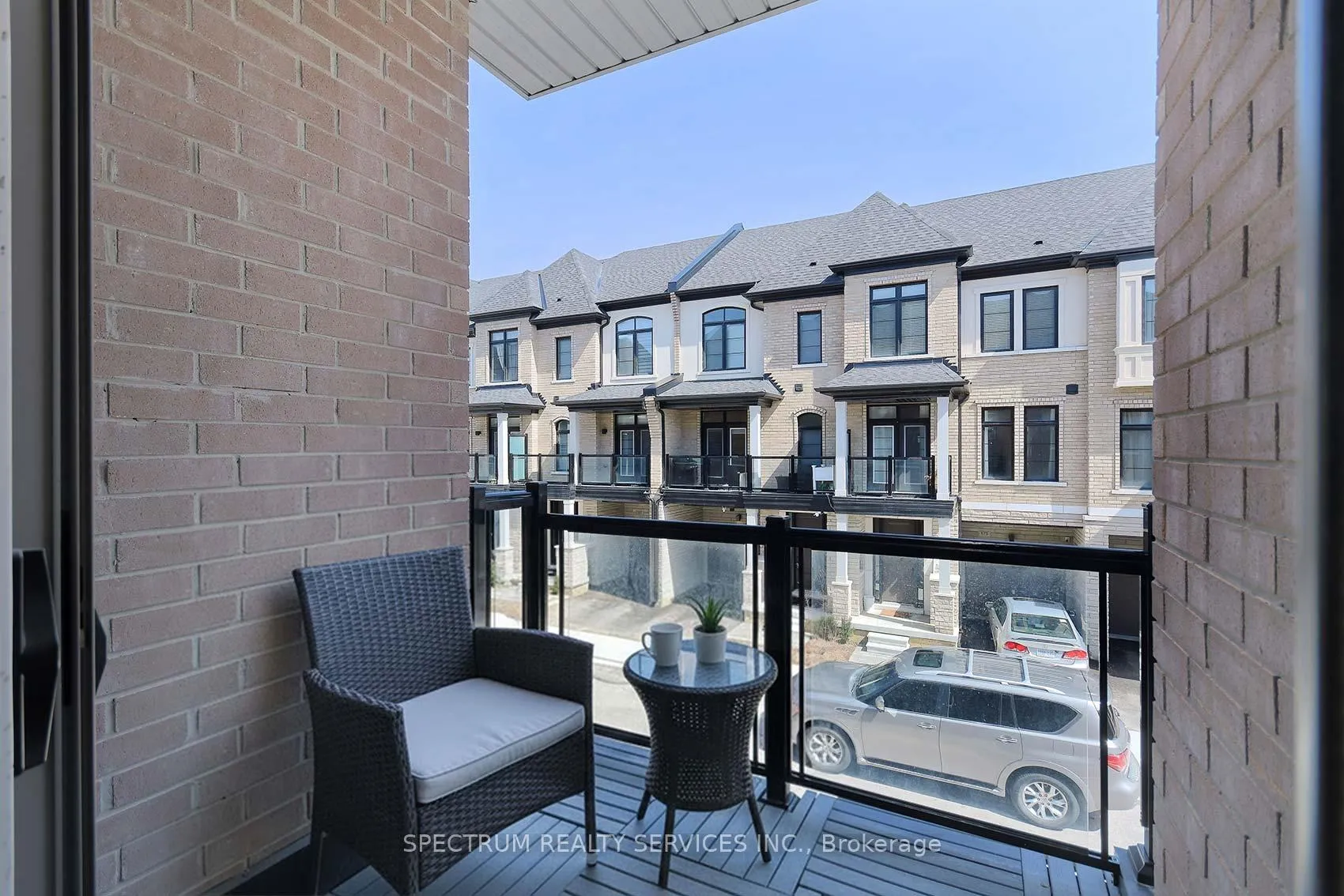 Photo 8 of 176 De La Roche Drive, Vaughan, Vellore Village — HOMEH
