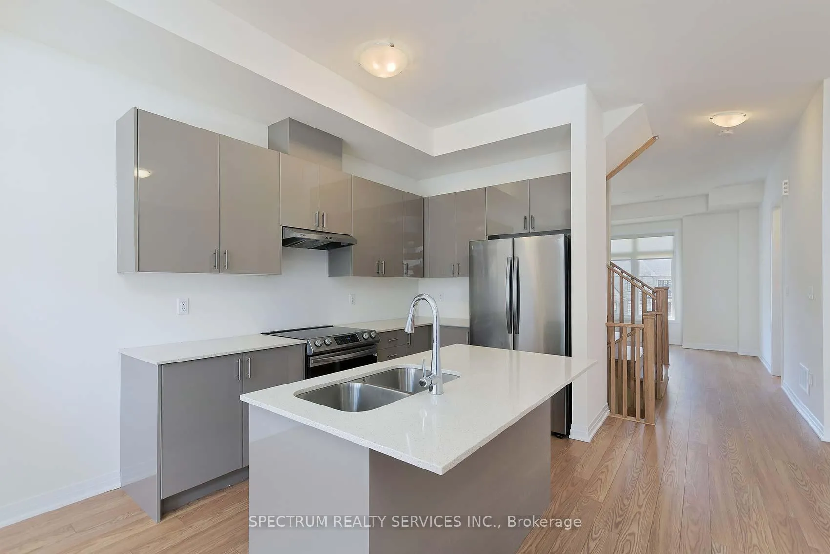 Photo 12 of 176 De La Roche Drive, Vaughan, Vellore Village — HOMEH