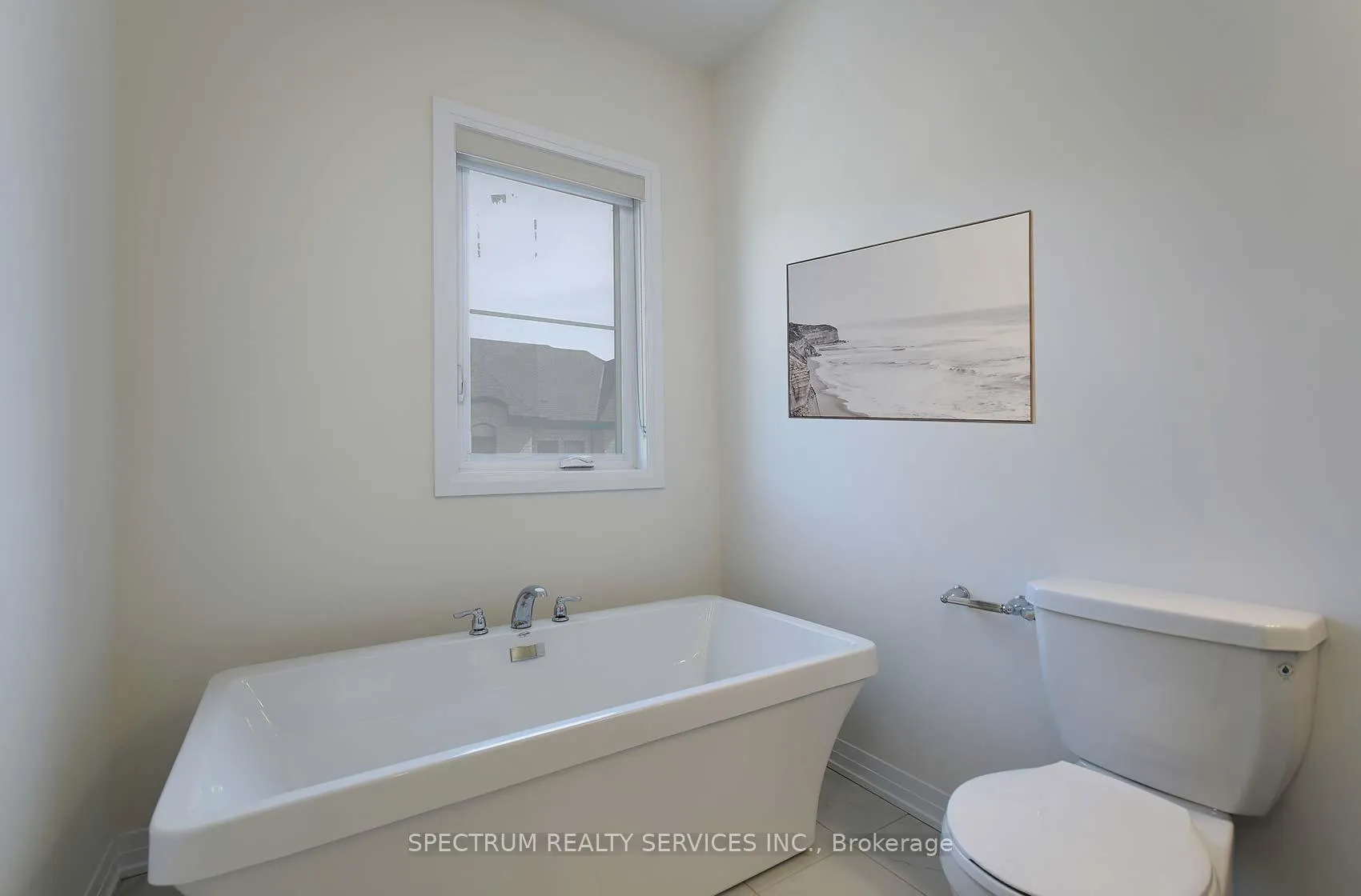 Photo 25 of 176 De La Roche Drive, Vaughan, Vellore Village — HOMEH