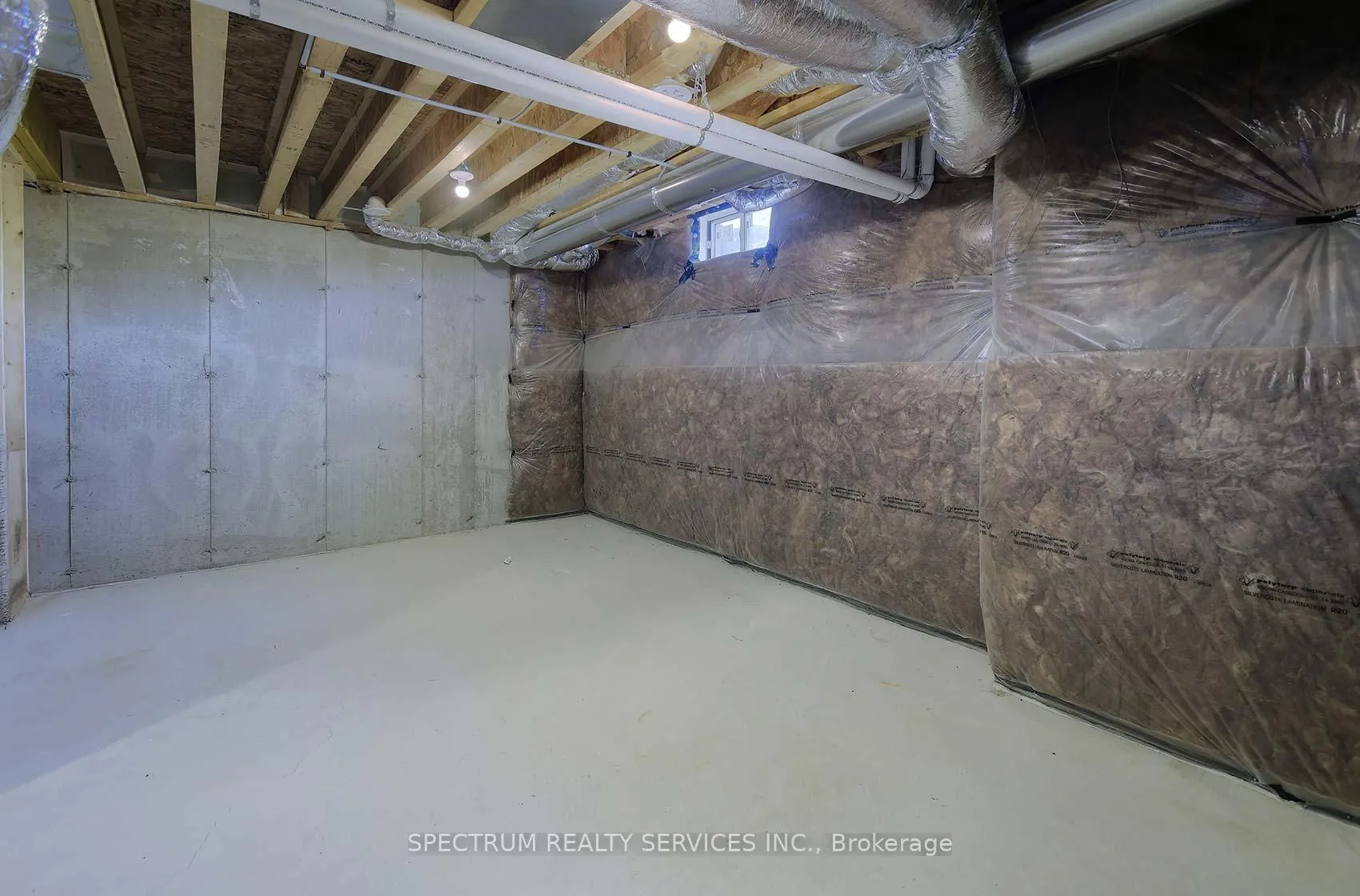 Photo 36 of 176 De La Roche Drive, Vaughan, Vellore Village — HOMEH