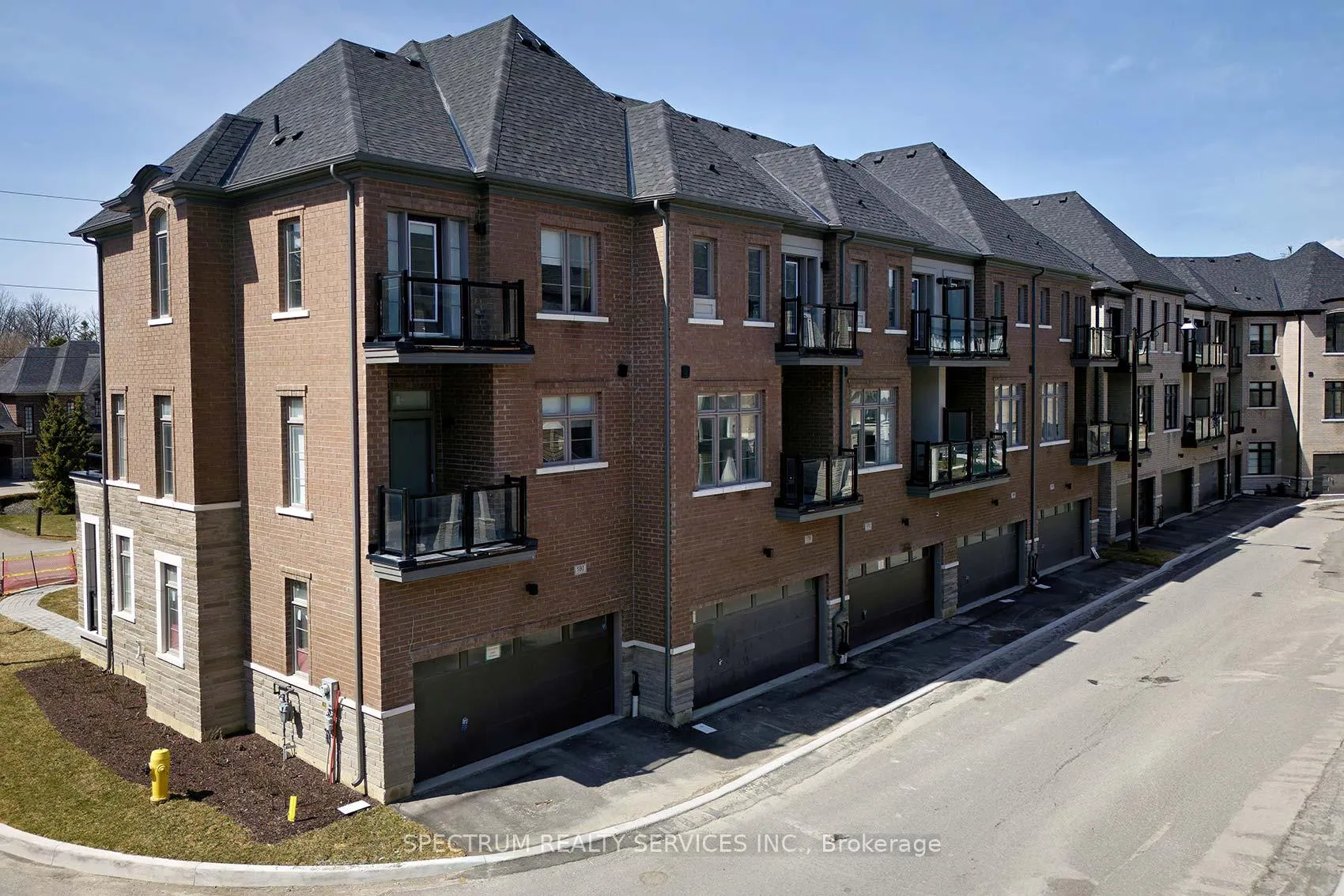 Photo 38 of 176 De La Roche Drive, Vaughan, Vellore Village — HOMEH