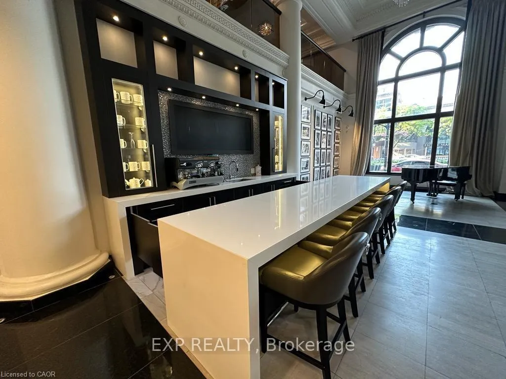 Photo 6 of Unit 718, 118 King Street E, Hamilton, Beasley — HOMEH