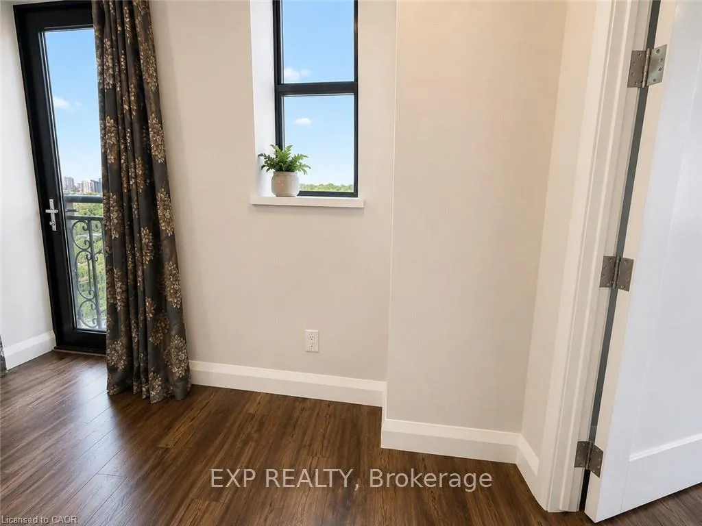 Photo 24 of Unit 718, 118 King Street E, Hamilton, Beasley — HOMEH