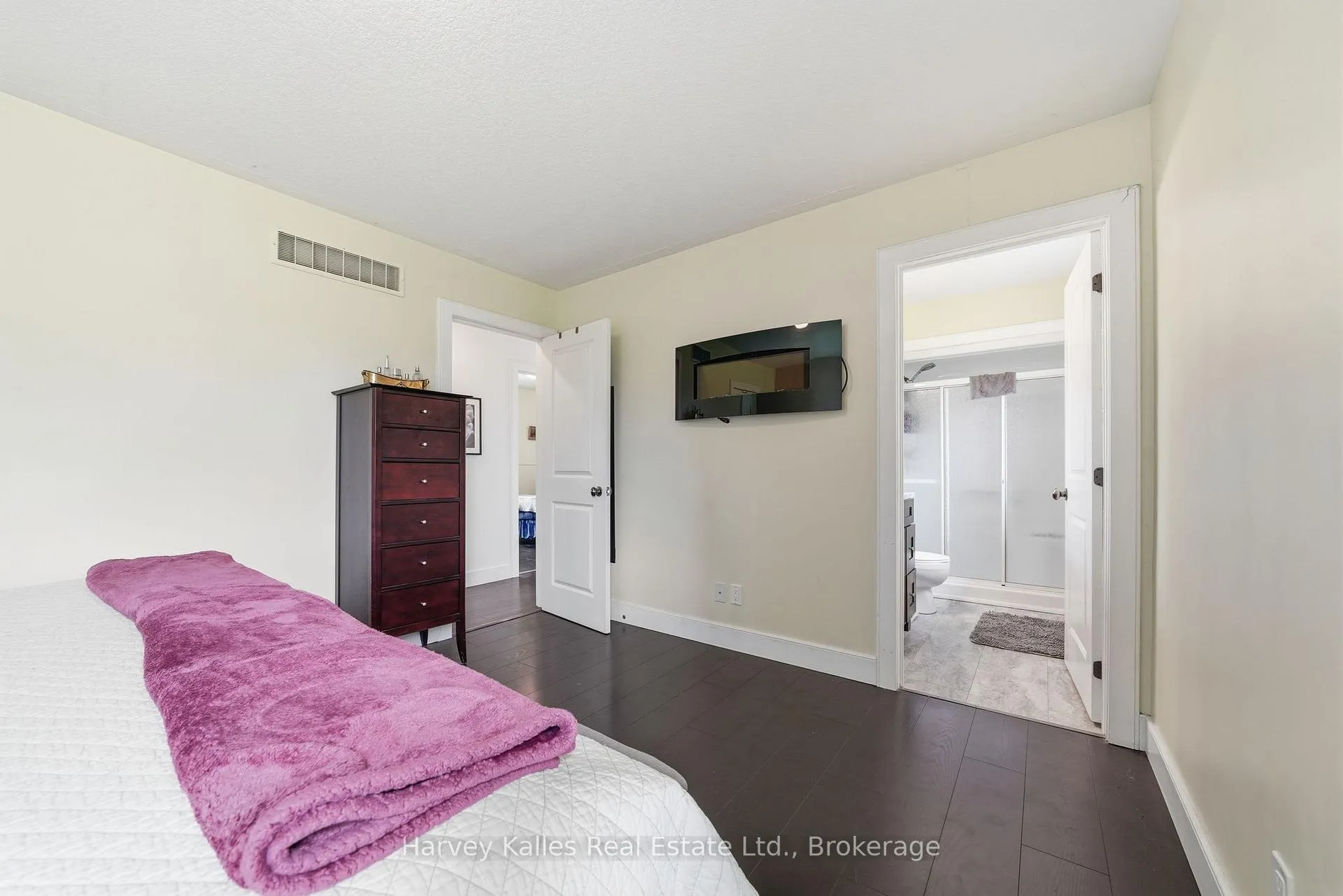 Photo 26 of 196 Jericho Road, Prince Edward County, Sophiasburg Ward — HOMEH
